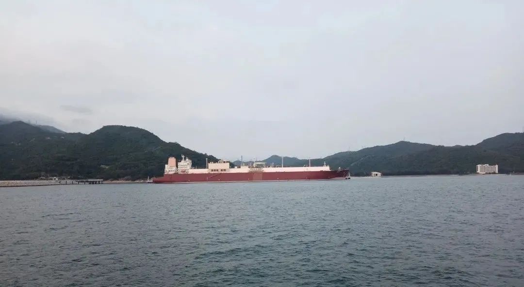 0ce942260878976ce760649a428652c7.jpg 0ce942260878976ce760649a428652c7.jpg